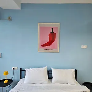 Otel Sunny, Tiflis