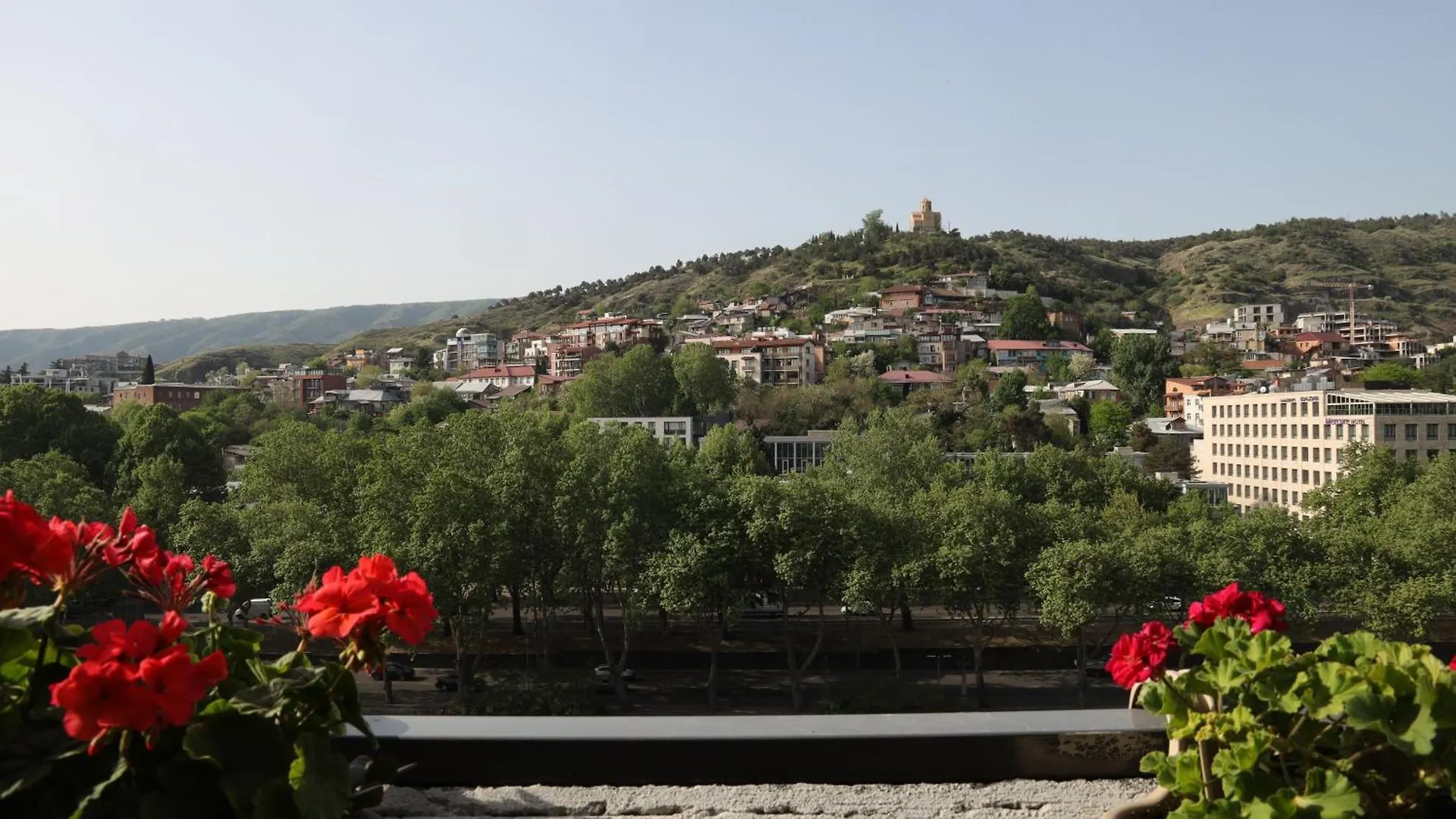Wine Rock Hotel Tbilisi 0*,